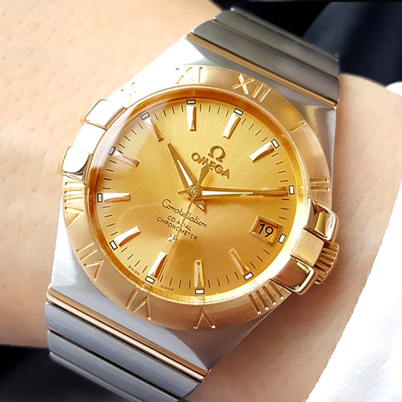 Direct Purchase Price: 98% New Omega, Retail Price 51,000, Constellation Series, 18K Gold Automatic Mechanical Men's Watch