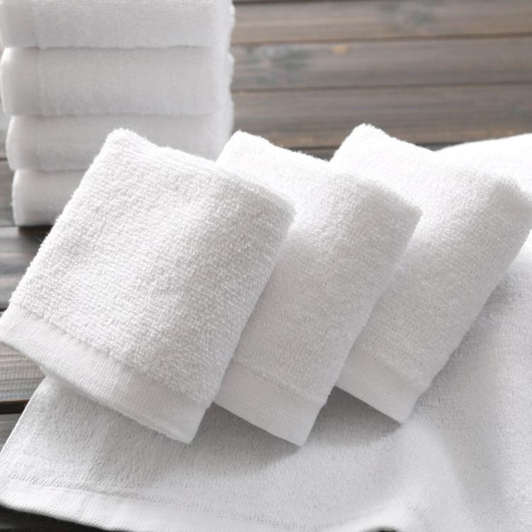 Chef's White Cotton Square Towel for Kitchen Use, Non-Absorbent, Commercial Lrp, for Restaurant Dining