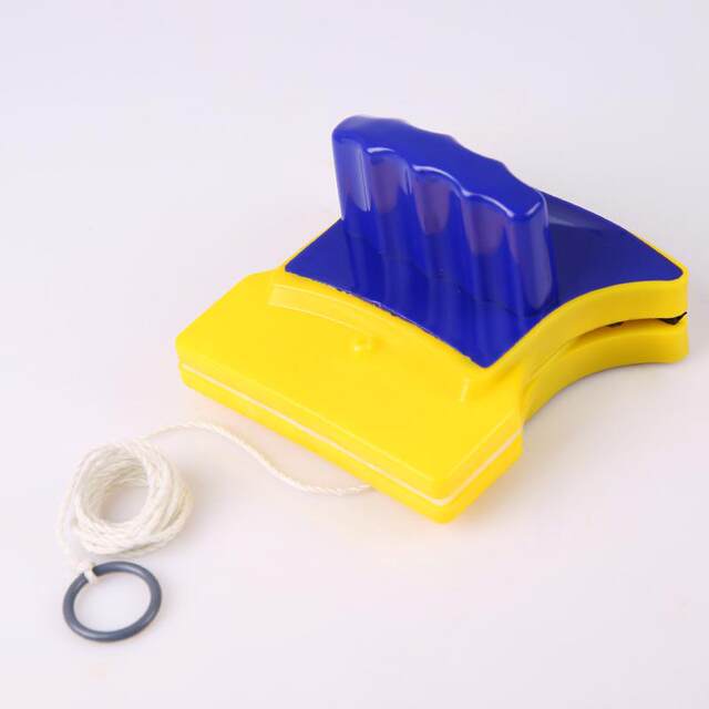 Glass Cleaner with Double-Sided Magnetic Strip, Rope, Glass Cleaning Accessories, Cleaning Cloth, Press Plate Handle, and Scraper