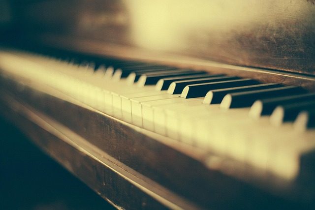 how do you move a piano