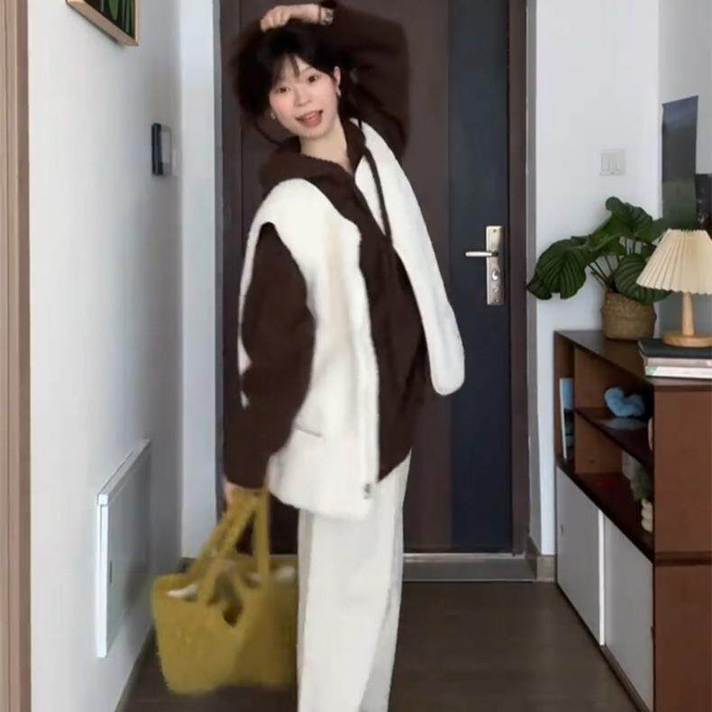 摇粒绒马甲男女款2025年秋冬爆款,究竟选哪一款才更合适?