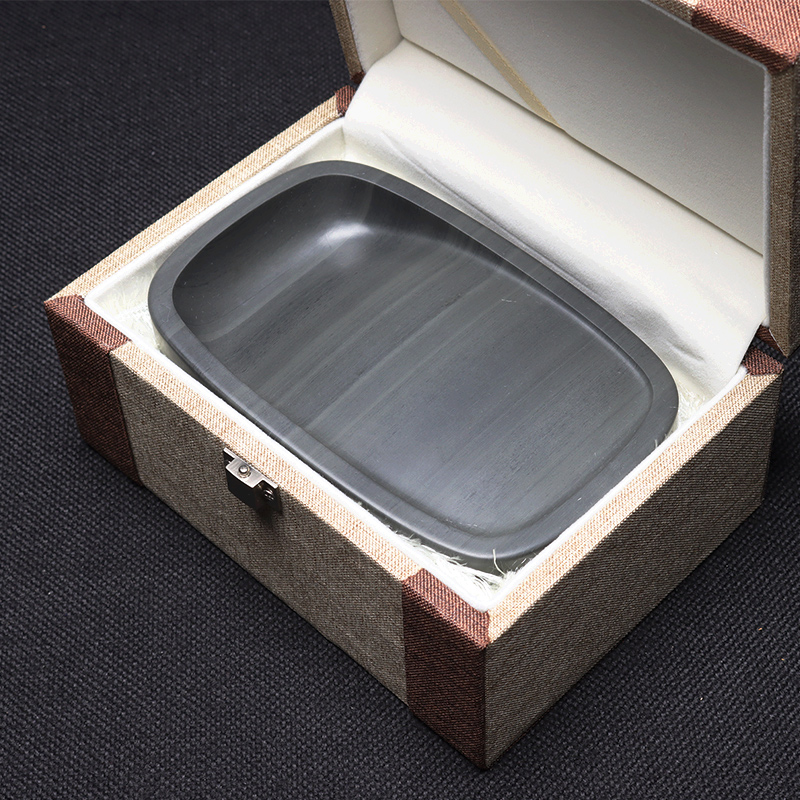 Horseshoe Inkstone Auctioned by Ling Hongjun, Inheritor of She Inkstone with Ribbon Pattern in Yanyuan Pit, Shexian County, Anhui