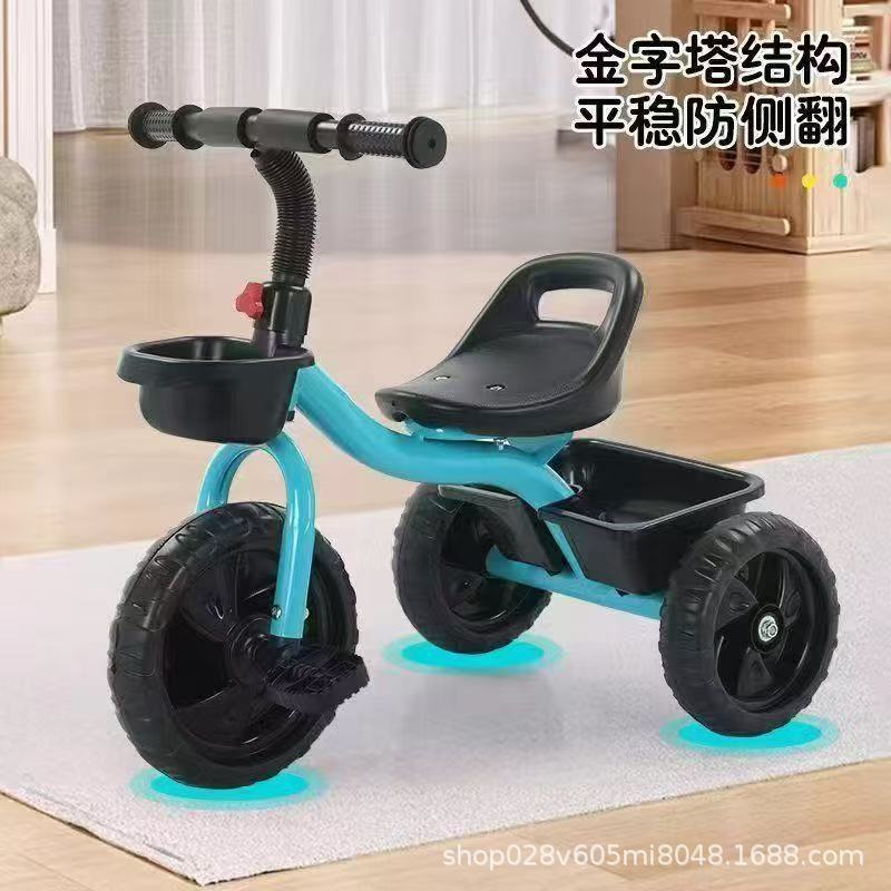 Детский трехколесный велосипед Playful Dot 589