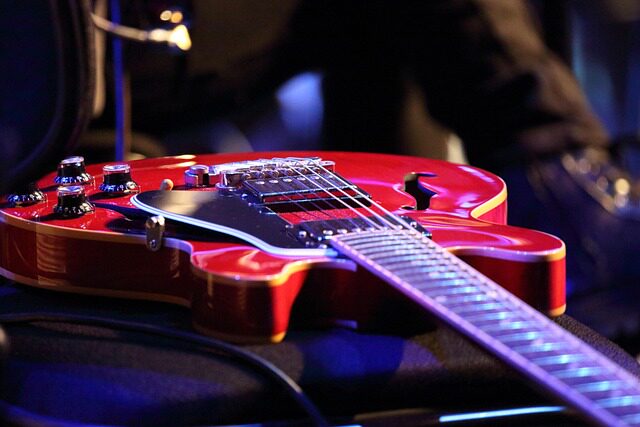 how can i tune my guitar