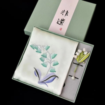 Su embroidered silk pure hand embroidered scarf velvet flower brooch set box Lily of the Valley Chinese style crafts