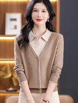 Spring new 2024 knitted sweater fake two-piece fashionable lapel top color-blocked short womens sweater pullover bottoming shirt
