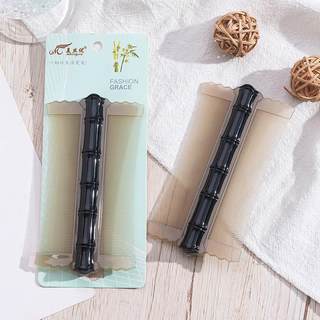 Grate grate dandruff plastic men's lip scrub