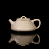 Ziye Stone Scoop Mingsha Culture Raw Mine Benshan Green Clay 230CC Purely Handmade Yixing Purple Clay Pot