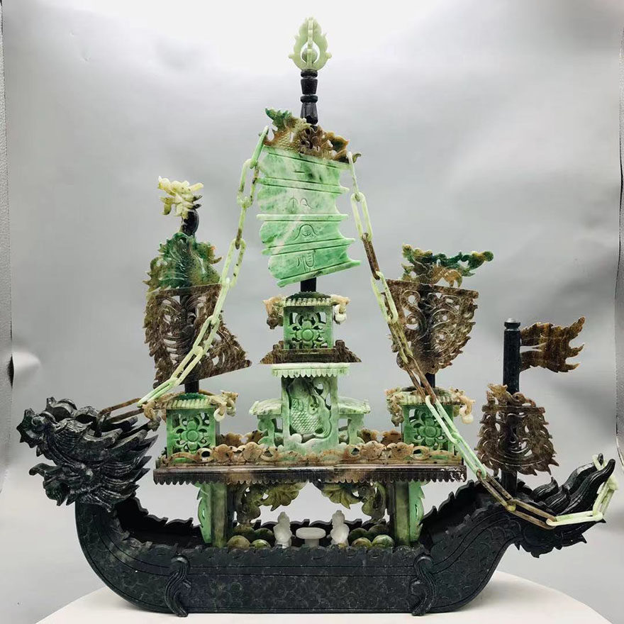 (Dragon Boat-Smooth sailing) Four famous jade boutique Dushan jade ornament 9 5 jin a10