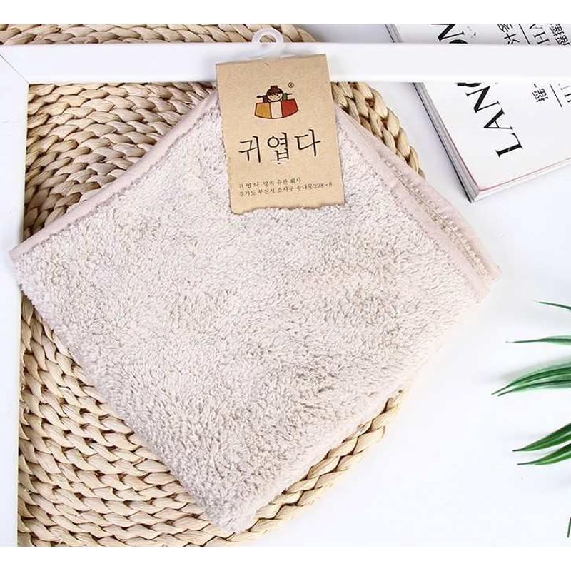 Small Square Towel with Strong Water Absorption, Does Not Shed Lint, Feels Soft, with a Hanging Loop, Small Towel for Kitchen Use, Hand Towel