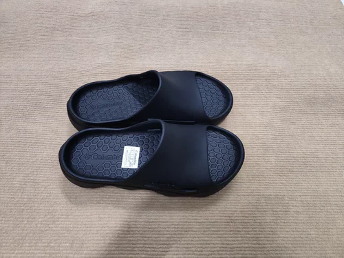 Колумбийские тапочки Размер 41, без коробки, один размер больше, чем обычный размер