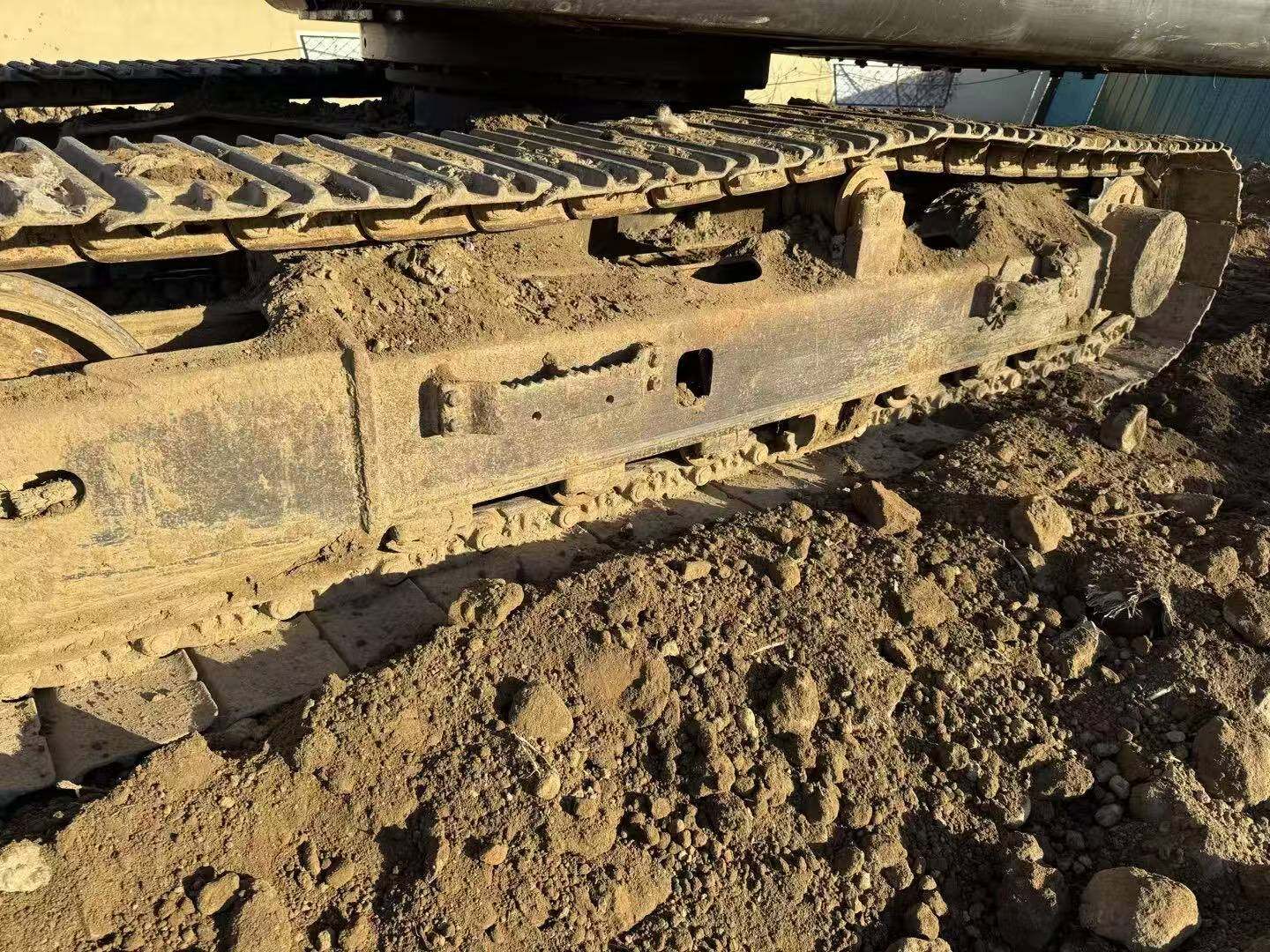 12月31日北京三一135挖掘机网络拍卖公告