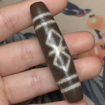 C2252 Tibetan areas return full of cinnabar (Vajra Dzi beads)