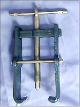 Rama fern wheel puller with two claws pull with 3-4-6 inch two-leg Rama disassembled bearing