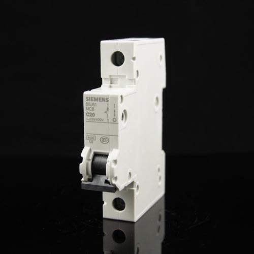 Authentic Siemens circuit breaker air switch 1P20A small breaker 5SJ6120-7CC20