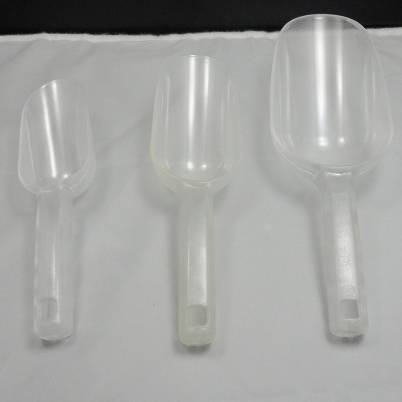 Special plastic ice shovel food spoon flour spatula dried fruit shovel supermarket home with large, medium and small size optional