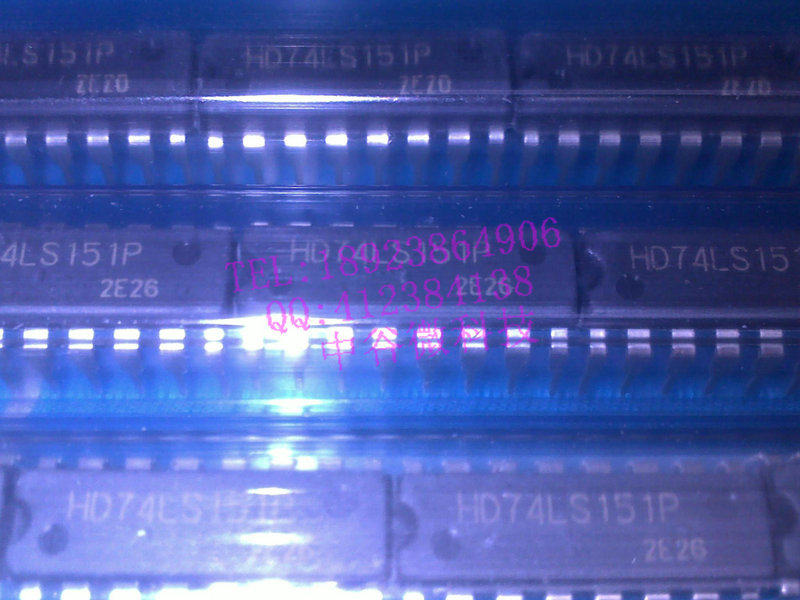 Original HD74LS151P 74LS151 DIP-16P 8 choose 1 data selector