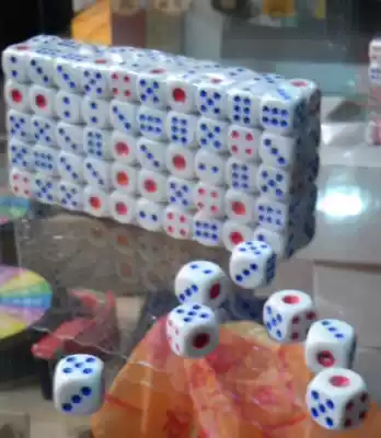 Dice plastic sieve color 14 Dice Bar KTV dedicated 14# dice