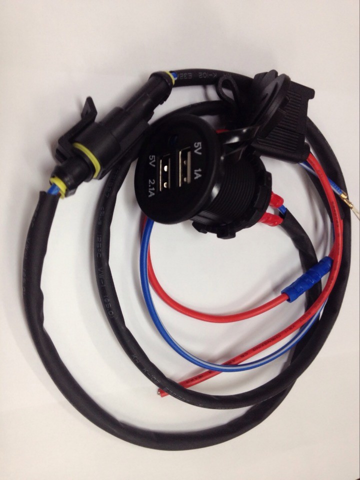 Car USB cigarette lighter with harness car retrofit USB with light cigarette lighter 1 meter wire with connector