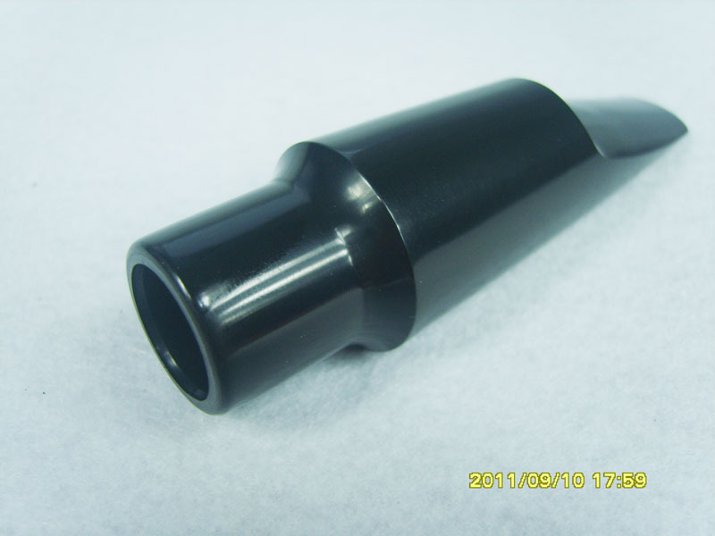 Drop in B-tune in sound saxophone whistling whistleblowing (boutique type)