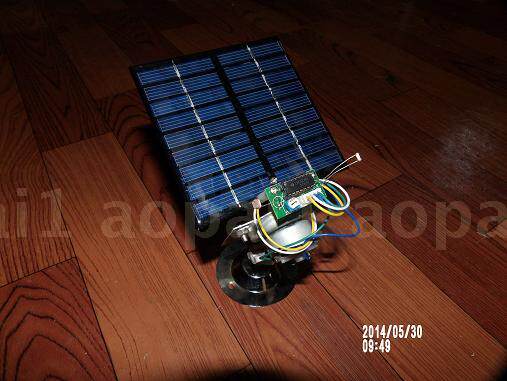 Automatically track solar power generation Single-axis sun tracking Participate in school science and technology production competition Small production invention