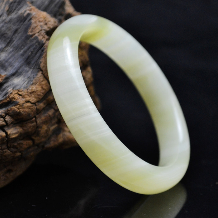 Natural tangle silk jade bracelet jade bracelet jade jade jade jade jade