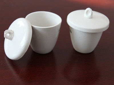 陶瓷制品 唐山瓷坩埚带盖10ml 15ml 25ml 30ml50 100 150 200 300
