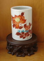 (214) the Republic of China porcelain Flower Figure Pen Holder