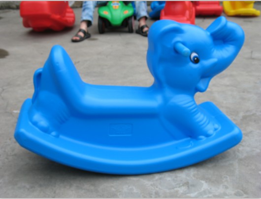 Children's toys young children rocking horse toy Trojans rocking horse plastic rocking horse elephants shake matt prices