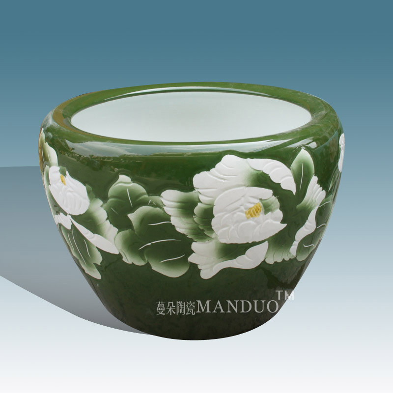 Jingdezhen ceramic art painting and calligraphy is big fish breeding goldfish, high strength ceramic cylinder green peony big cylinder cylinder