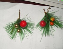 Christmas Decorations Red Fruits Pine Needles 8 * 9 cm #6710