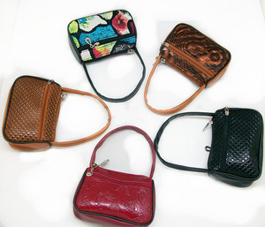 9.9元包邮  2012新款手提零钱包 钥匙包