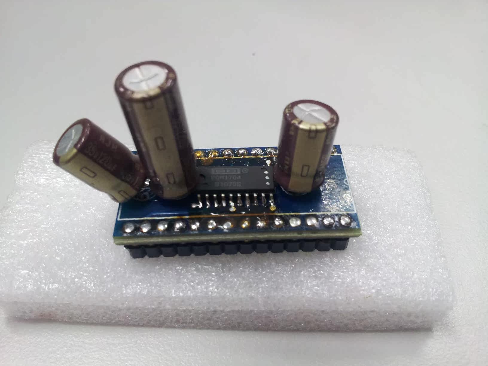 Купить Декодер въ печати топ ЦАП чип pcm1704 три белые точки, чем ...