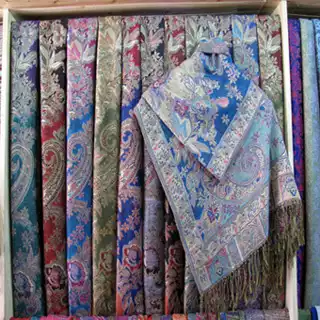 The most dazzling national style shawl hand-woven shawl scarf super comfortable Dali ancient city selling crazy