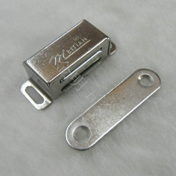 Stainless steel magnetic touch Lengthened magnetic touch Floor-mounted door suction Cabinet door magnetic touch Overall cabinet door suction Touch beads Flat medium size