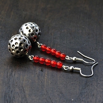  Retro Chinese style jewelry womens natural red agate seedling silver earrings jewelry boutique