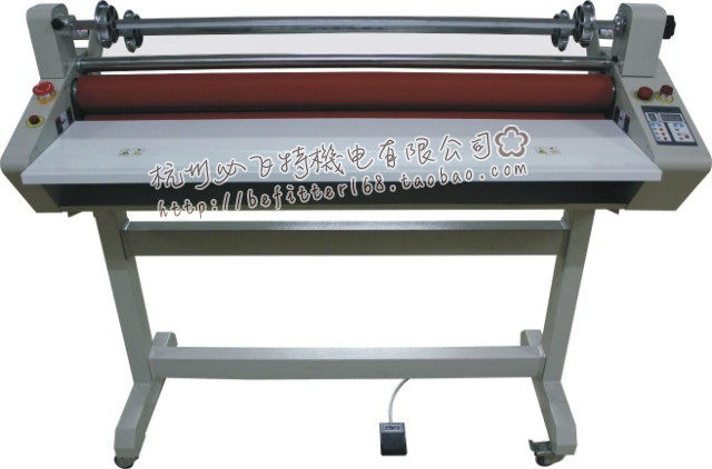 Manufacturers direct FM - 1100 Crystal film laminating machine Heating coating machine self - debrief backpaper
