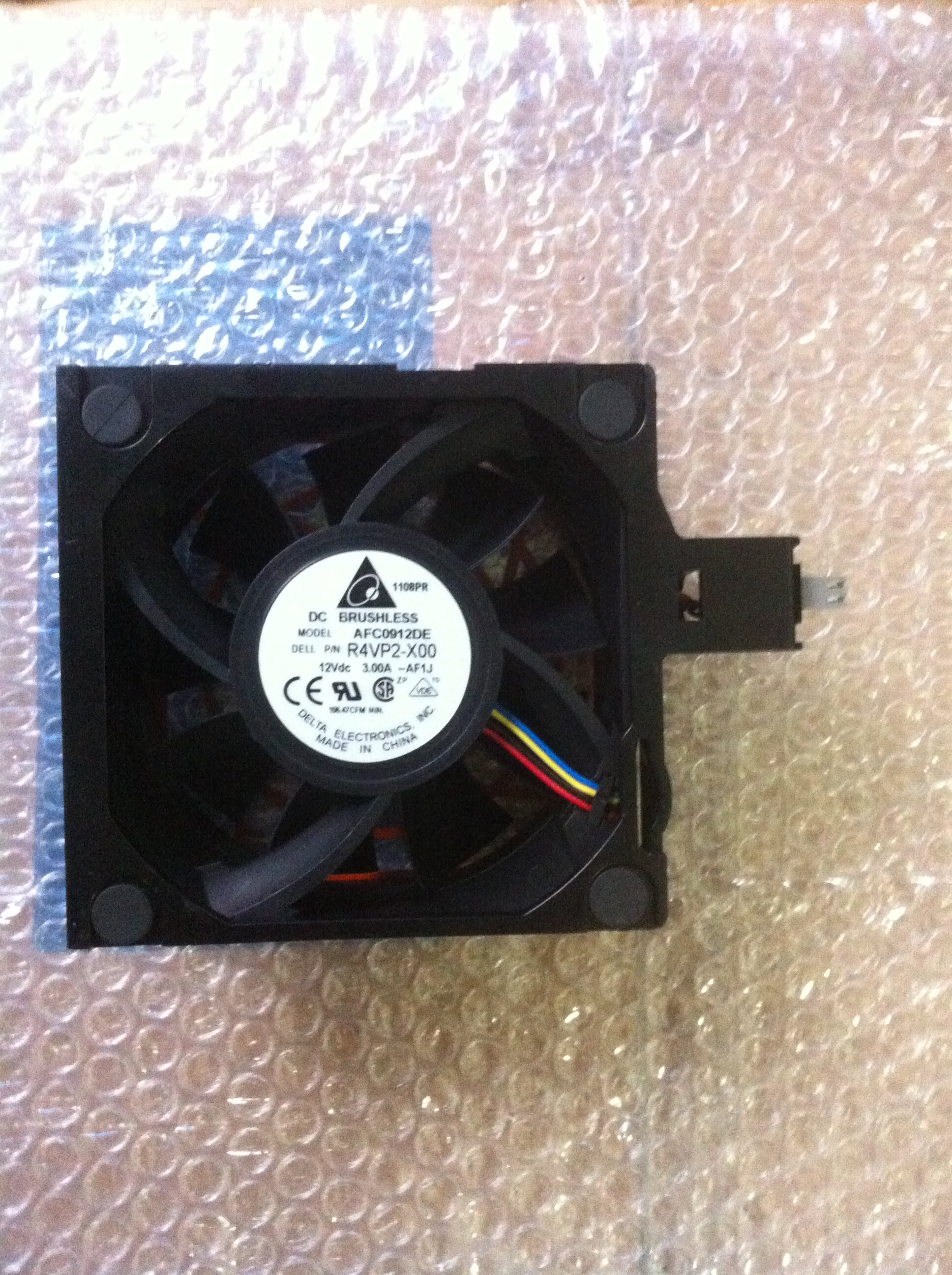 Originally installed DELL R4VP2-X00 R4VP2-X00 AFC0912DE 0R4VP2 0R4VP2 server cooling fan