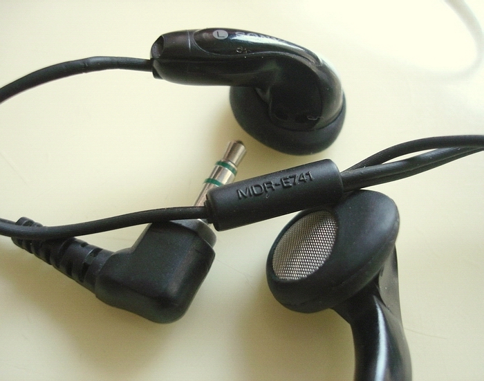 Sony MDR-E741 Classic Earbuds