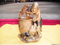 Very beautiful Shoushan stone carving dragon Arhat ornament in the Qing Dynasty(Bao Zhen Bao Lao)