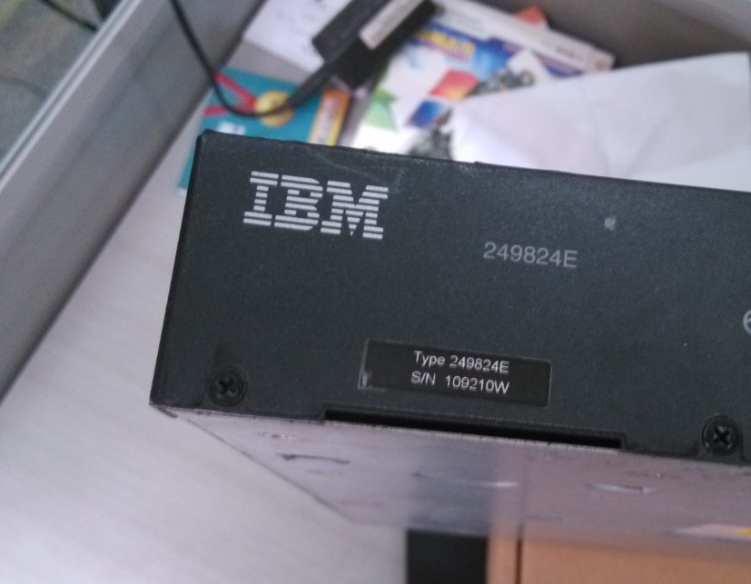 Original fit IBM B24 2498-B24 fiber switch 8 mouth activated 249824E Boko 300
