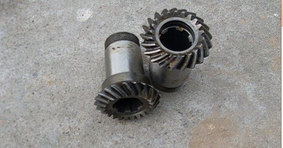 Machine tool accessories YBA3120 Chongqing gear hobbing machine after 98 years hob box spiral bevel gear Z21 21