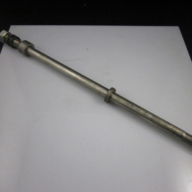 Iron Ride Club was originally equipped with the Yangtze River 750 beard three - wheel stainless steel frame engine pierced locomotive accessories