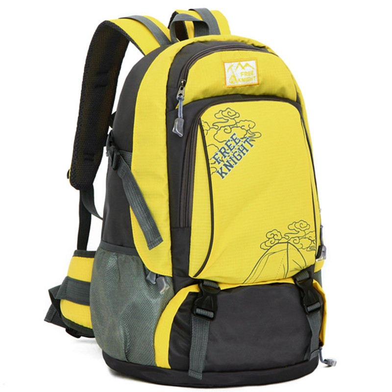 2016 Korean version backpack for men and women college and middle school school bag outdoor large capacity travel bag computer bag waterproof tide bag