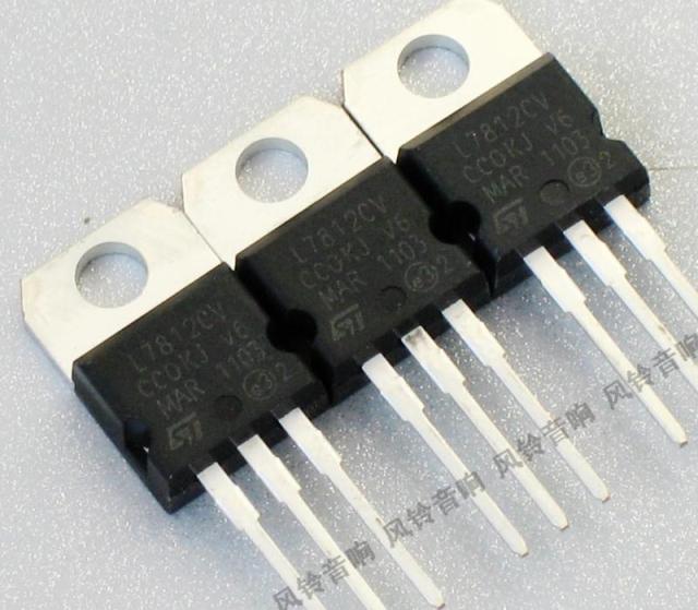 Three-end voltage stabilization L7812 12V-Taobao