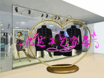 Wrought iron clothing display rack hanger clothing store shelf Floor-standing island rack Heart-shaped hanger clothing display rack