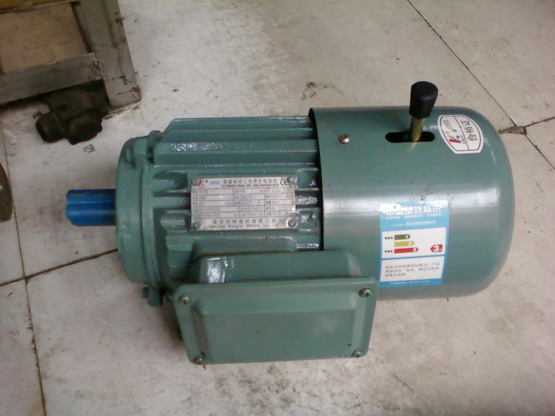 Brake motor can be equipped with a reducer