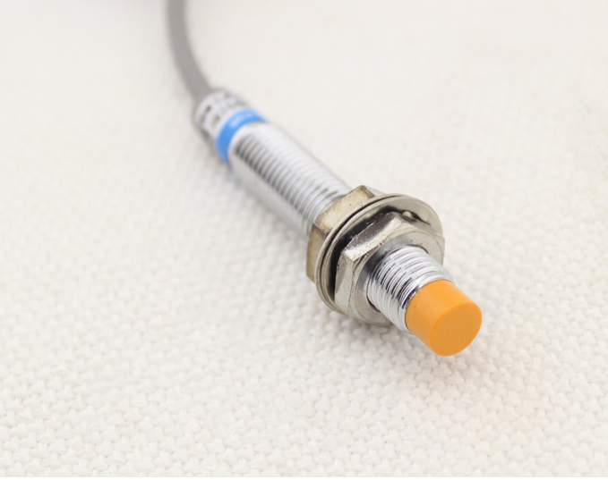 Wholesale Shanghai Work Authorization LJ8A3-2-Z AX proximity switch Sensor DC 3 wire NPN Changclosed M8-Taobao