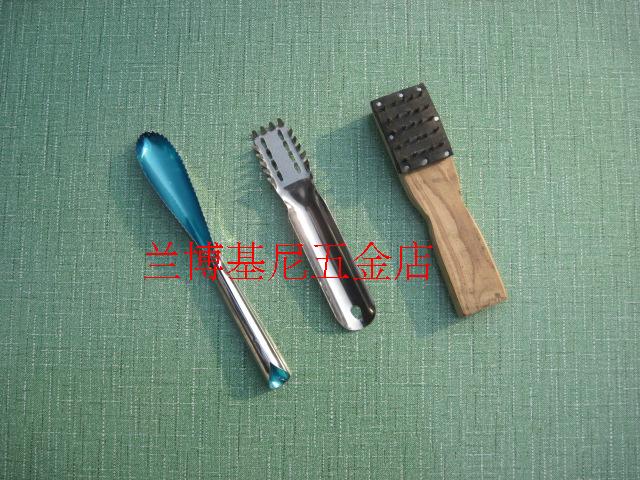 Wooden handle nail brush steel nail brush brush brush fish scales planned steel wire brush wire brush