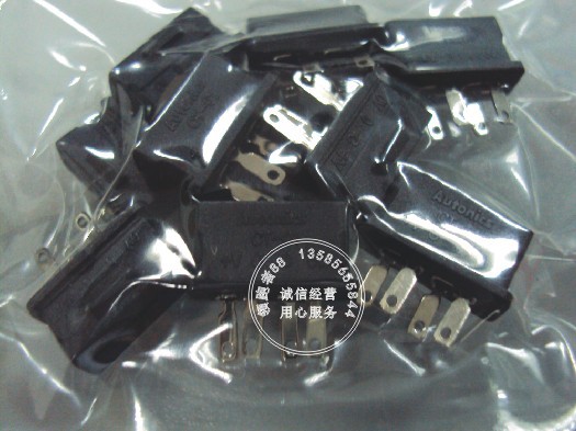 < seller > Oentrust Knicks Autonics Micro photoelectric switch accessories plug CT-01